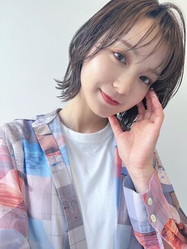 ホフ 大阪心斎橋店(F.O.F) グレージュベージュショートボブショートレイヤーブリーチ学割