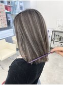 コントラストシルバーハイライト