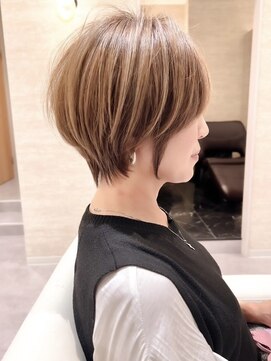 シシ 大宮(She 2.) 丸みショート/ショート/ショートボブ/ボブ/髪質改善/大宮