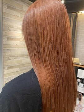 アイディー バイ ケンジ(id. by KENJE) オレンジヘアダブルカラーハイトーンロングブリーチ