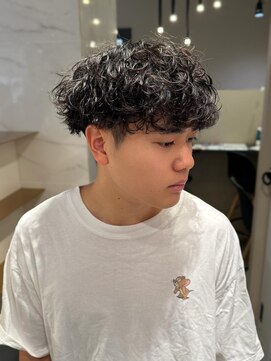 ヨロ(YoLo.) メンズパーマ