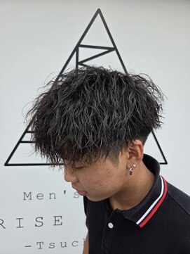 ライズ 綾瀬店(RISE) 足立区ツイストスパイラルパーマ/足立区メンズパーマ