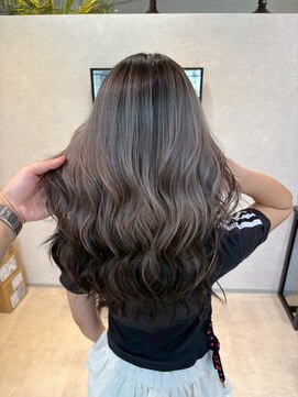 メリー オオサカ(Merly Osaka) バレイヤージュ