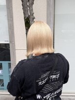 アロハナ 津店(ALOHANA)&nbsp;抜きっぱなしブロンド！ホワイトベージュカラー☆ハッシュカット