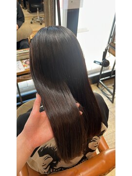 ダークブラウン