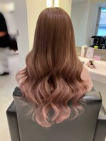 リゼル ユア 渋谷(RISEL YUA)&nbsp;シールエクステを使ったピンクベージュのグラデーションロング