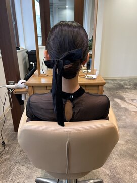 インビテーション 名古屋(invitation) タイトシニヨン