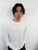 ジーナ オモテサンドウ(XENA)&nbsp;波巻きツイストスパイラル×メンズカット×表参道