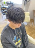 波巻きツイストスパイラルパーマツーブロック刈り上げ
