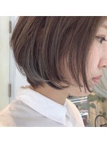 マウロア(MAULOA)&nbsp;"ショートボブ くすみインナーカラー"ayumi