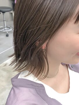 シシ(SiSi) レイヤーボブ