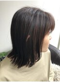 外ハネミディアムスタイル