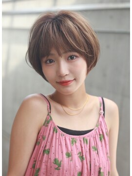 エミュ 表参道 青山(emu) 大人可愛い丸み小顔ショートボブ表参道