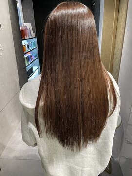 ニーナ ビューティーサロン(NINA Beauty Salon) ナチュラルブラウン#艶カラー#ロングヘア