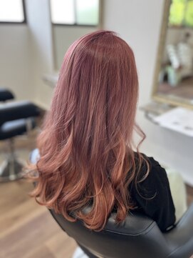 ヘアーズラボ(Hair’s Lab.) ピンク×オトナ女子