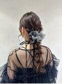 編み下ろしアレンジ♪結婚式のお呼ばれヘアに