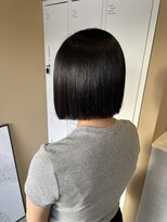 ジジ チーク 栃木(Gigi cheek) ぱつボブ