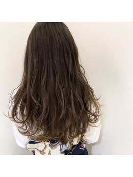 ビューティズム エルム(Beautism Elm) レイヤー　ロング　ナチュラル　ブラウン