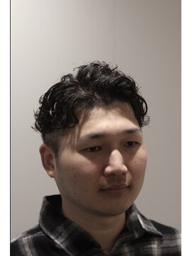 キングスマン トウキョウ(KINGSMAN TOKYO) サイドパート