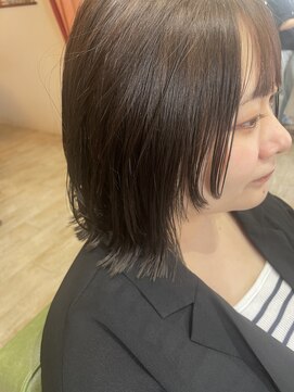 ピンキーウエスト 顔周りレイヤー