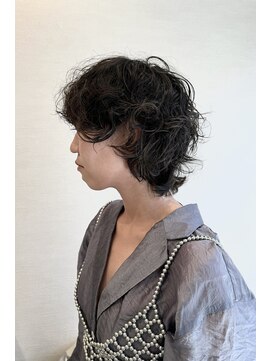 はな(hana) レイヤーカットパーマ