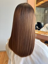 【カラーやパーマ特有の“残臭”を徹底オフ。翌日から気持ちよく過ごせる仕上がりへ】