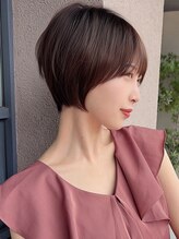 ダム(DaM)&nbsp;ショートボブ髪型20代30代40代50代前髪あり前髪な し面長丸顔