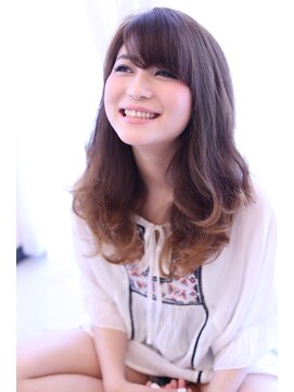 リリークラウン(Lily Crown) グラデーションに合うレイヤースタイル