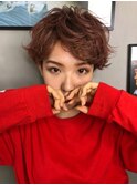 エッジィ赤ショート