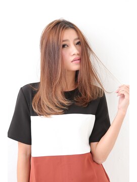 ヘアーズ ロッソ テラス(hair's ROSSO TERRACE) [鶴見]大人可愛いセンターパートくせ毛風ミディ☆[30代40代50代]