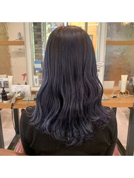 ネオリーブルカ 御茶ノ水店(Neolive Luca) ネイビーバイオレット