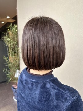 ザラフターザブリーチ 黒崎桃園店(the laughter/The bleach) ぷつっとカット