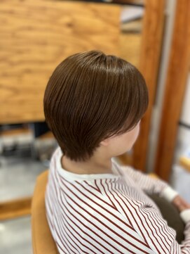 アドラーブル 松崎店(adorable) 【カーキブラウン】【マッシュショート】