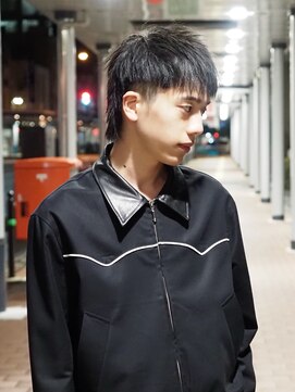 サン(3) マレットヘア　ツーブロック　ウルフ　黒髪