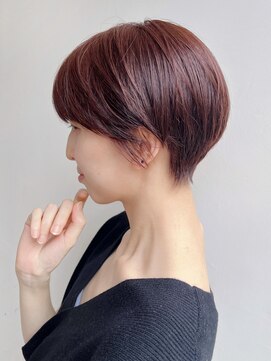 トルネード(TORNADO) 大人ショート前髪あり丸みマッシュ暖色カラー丸顔面長K20231224