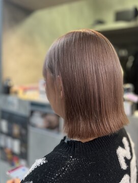 クラッチバイシオンアグリゲイト(CLUTCH by Zi-on aggregate) ミルクティーベージュ×ボブ