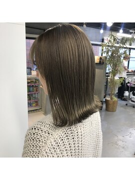 マルフェ 天王寺(marfe) 外はねボブミルクティーベージュ