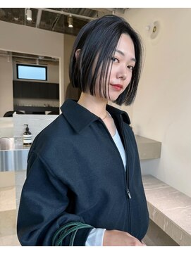 ステン(sten) 切りっぱなしボブ/タッセルボブ/ミニボブ/黒髪ボブ