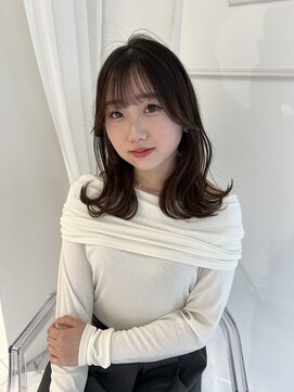 パーヴミックス アリー(Parve Mix ALLY) ふわっと動きのあるミディアムレイヤー