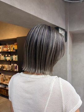 サニー 渋谷(SUNNY) バレイヤージュ、ハイライト、レイヤーロング、グレーベージュ