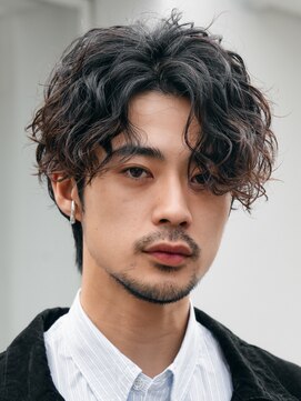 フィフス 神南(fifth) メンズパーマルーズパーマシャドウパーマセンターパート緩め