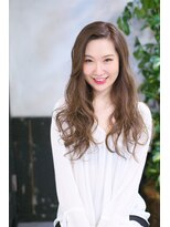 オースト ヘアー ステラ 新宿店(Aust hair Stella)&nbsp;ゆるふわロンググレージュ