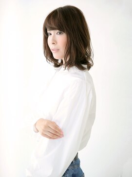 フーチー クーチー ヘッド ショップ 曽根本店(FUCHI KUCHI head shop) 透明感あふれるリラックスミディ