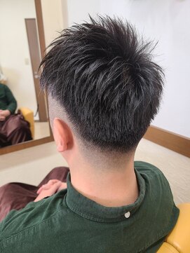 クルクルエム(KuruKuruM) 今流行りのフェードスタイル