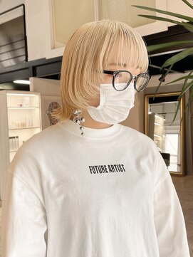 ロナ 岡崎竜美丘店(RONA) ウルフボブブロンド　宇野圭一