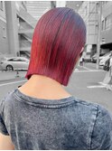 グラデーションレッド×切りっぱなしボブ