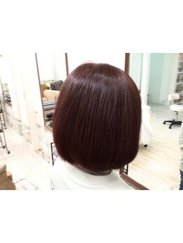 【土岐市】幅広い年代を手掛けてきたスタイリストの引き出しが豊富◎経験を積んだ技術で理想を叶えます。