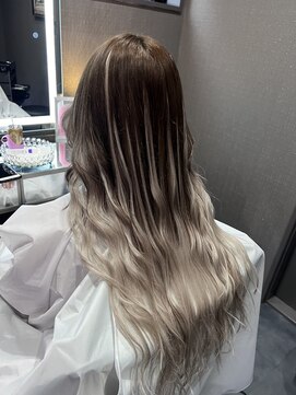 ヴィアンジュ(viange) #バレイヤージュ風#シールエクステ