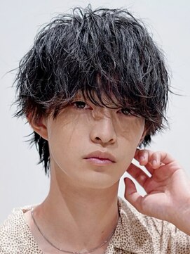 ライラ(Lyla) 下北沢ストリート　細かいシャープなソフトツイスト