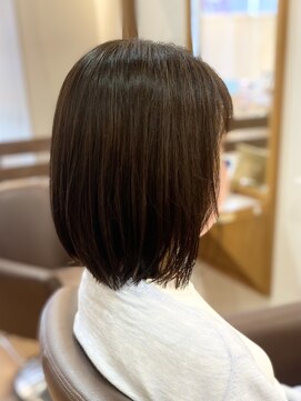 フリージア(freesia) 30代40代50代/艶髪/ミディアムヘア/黒髪スタイル